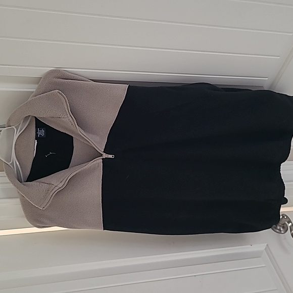 Padigonia,  L - Picture 3 of 3